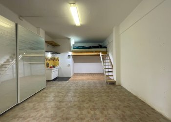 Foto 7 - Magazzino VIA GENOVA
 
15, Savona - foto 7