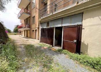 Foto 10 - Magazzino VIA GENOVA
 
15, Savona - foto 10