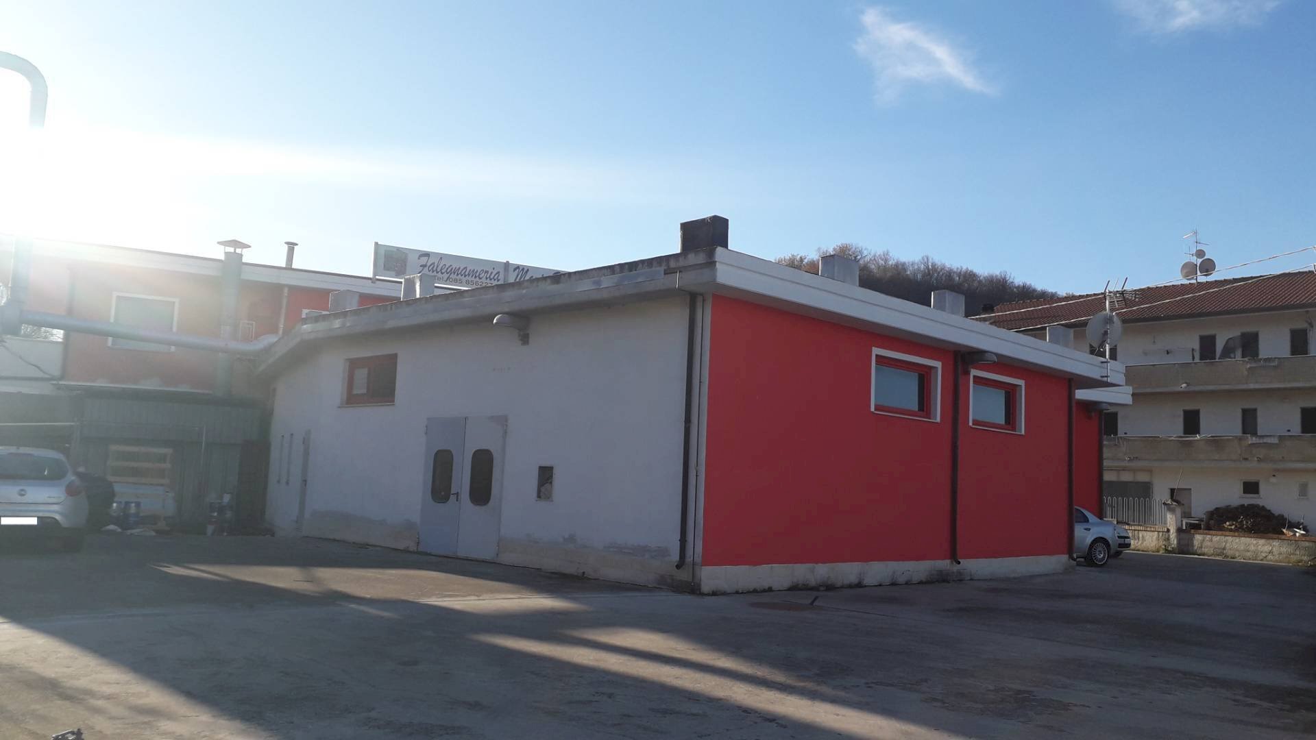 Foto 2 - Capannone Via Ponte Alba
 
38, Manoppello - foto 2