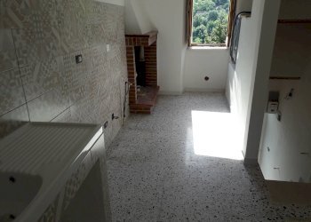 Foto 1 - Casa indipendente Via del Municipio, Serramonacesca - foto 1