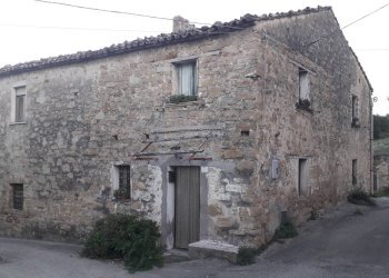 Foto 1 - Casa indipendente Via Fraticelli, Alanno - foto 1