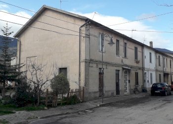 Foto 1 - Casa indipendente Via Roma
 
18, Salle - foto 1