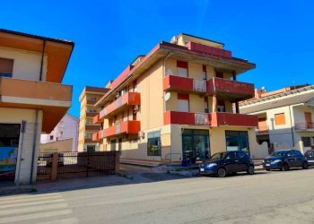 Foto 1 - Villa Bifamiliare Via Ortiz
 
29, Chieti - foto 1