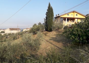 Foto 2 - Terreno edificabile Via Gran Sasso, Alanno - foto 2