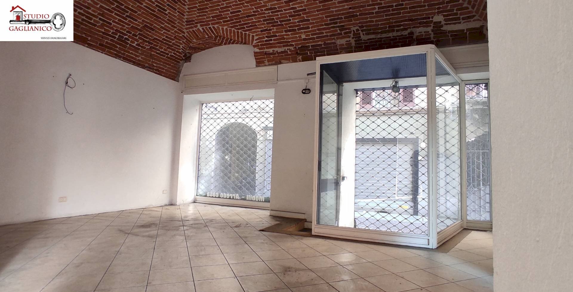 Foto 3 - Locale Commerciale Via Italia
 
73, Biella - foto 3