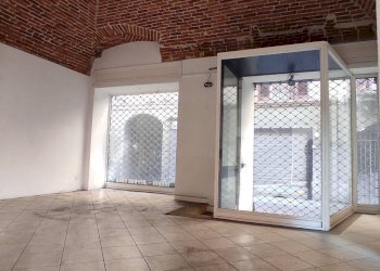 Foto 3 - Commercial Premises Via Italia
 
73, Biella - photo 3