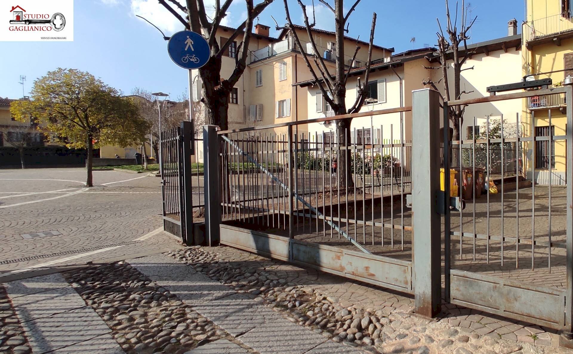 Foto 2 - Locale Commerciale Via Italia
 
75, Biella - foto 2