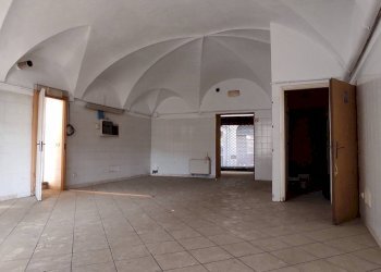 Foto 4 - Commercial Premises Via Italia
 
75, Biella - photo 4