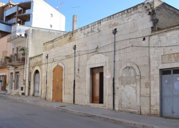 Foto 1 - Casa indipendente via Piave, Canosa di Puglia - foto 1