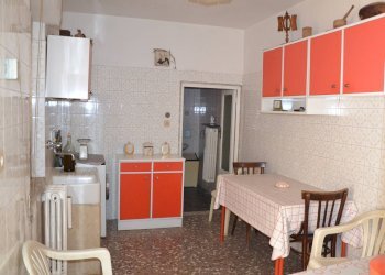 Foto 4 - Casa indipendente via Piave, Canosa di Puglia - foto 4