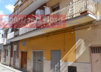 Foto 1 - Casa semi indipendente via Omero
 
54, Canosa di Puglia - foto 1