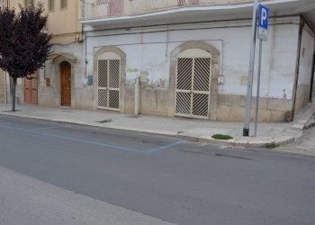 Foto 2 - Casa indipendente Corso Garibaldi, Canosa di Puglia - foto 2