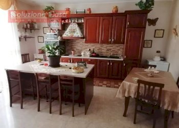 Foto 3 - Casa semi indipendente via Imbriani, Canosa di Puglia - foto 3