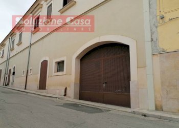 Foto 1 - Magazzino Corso Traiano, Canosa di Puglia - foto 1
