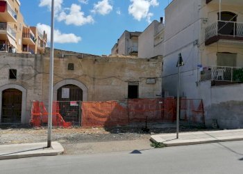 Foto 2 - Casa indipendente viale I Maggio, Canosa di Puglia - foto 2