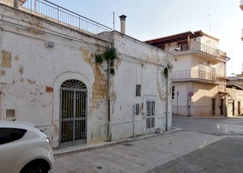 Foto 2 - Casa indipendente via Nicola Nicolini
 
43 e 45, Canosa di Puglia - foto 2