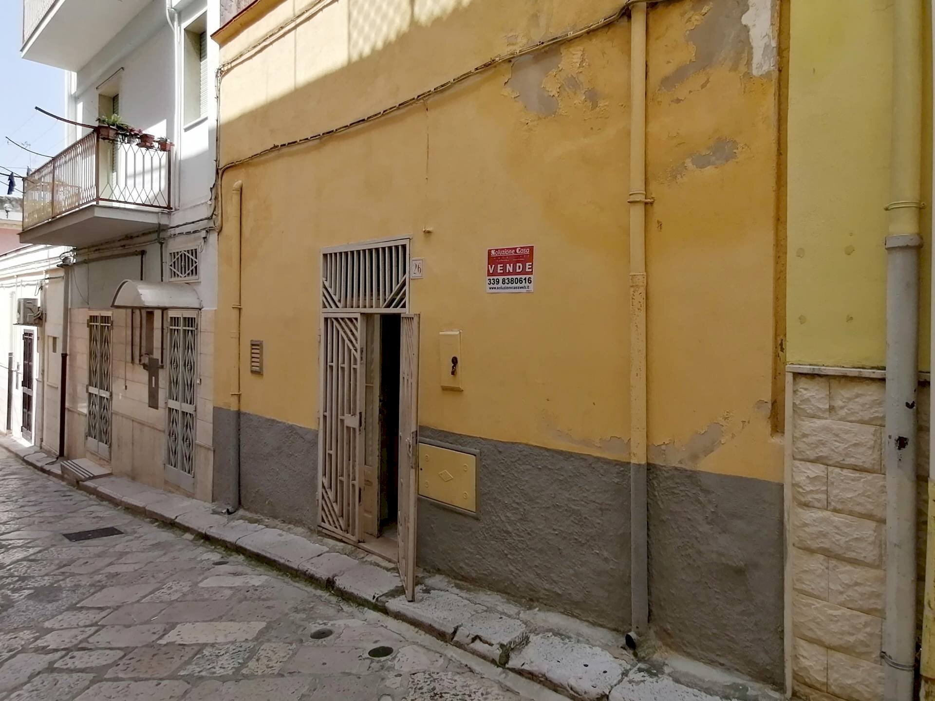 Foto 2 - Casa indipendente via Terenzio Mamiani, Canosa di Puglia - foto 2