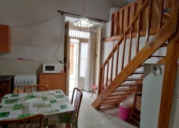 Foto 3 - Casa indipendente via Terenzio Mamiani, Canosa di Puglia - foto 3