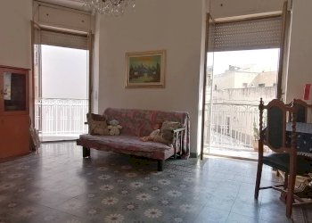 Foto 1 - Casa indipendente via Genova, Canosa di Puglia - foto 1