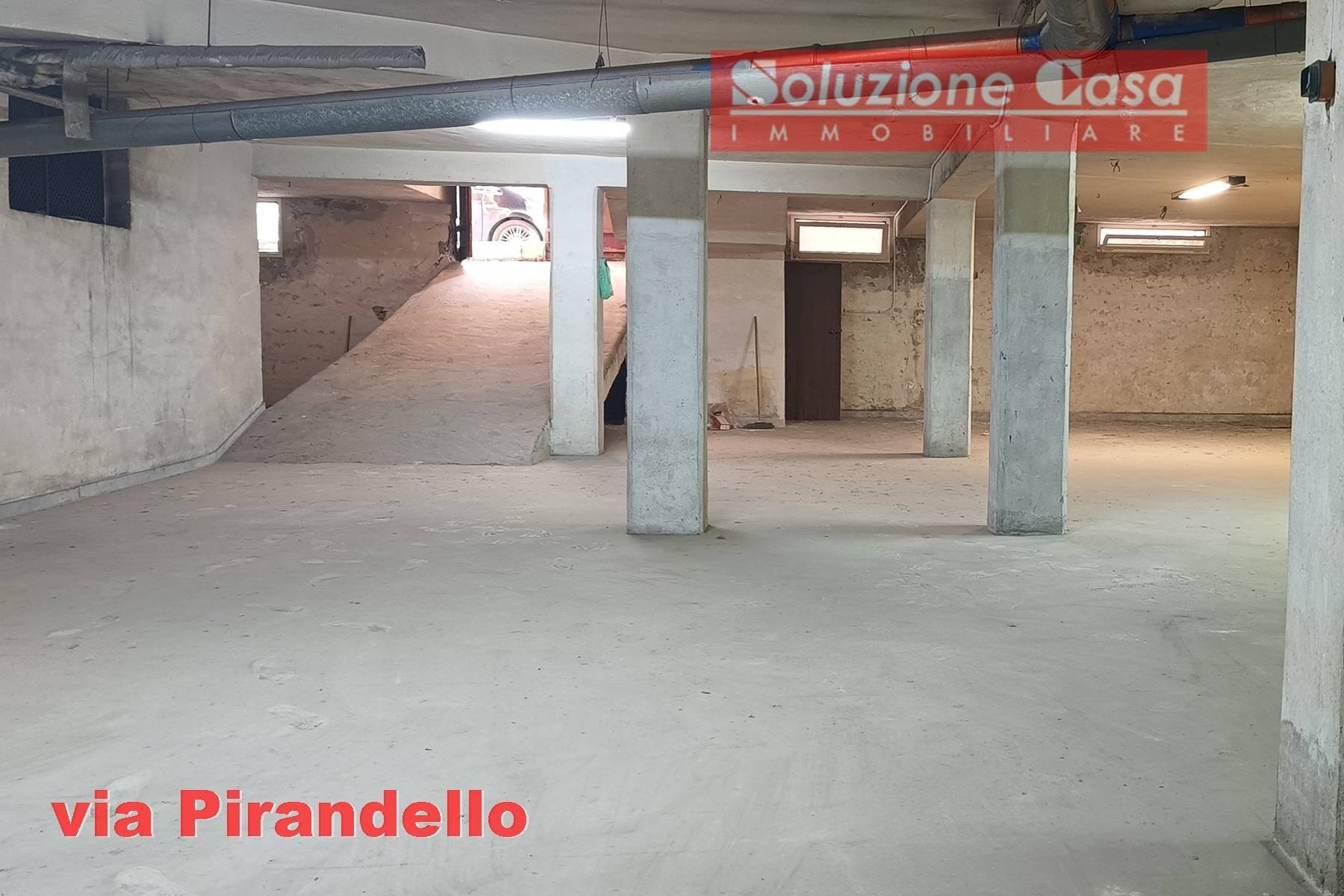 Foto 3 - Box via Pirandello, Canosa di Puglia - foto 3