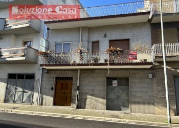 Foto 1 - Casa indipendente via Alcide De Gasperi, Canosa di Puglia - foto 1