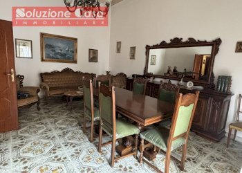 Foto 2 - Casa indipendente via Alcide De Gasperi, Canosa di Puglia - foto 2
