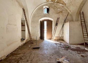 Foto 3 - Magazzino viale I° Maggio, Canosa di Puglia - foto 3