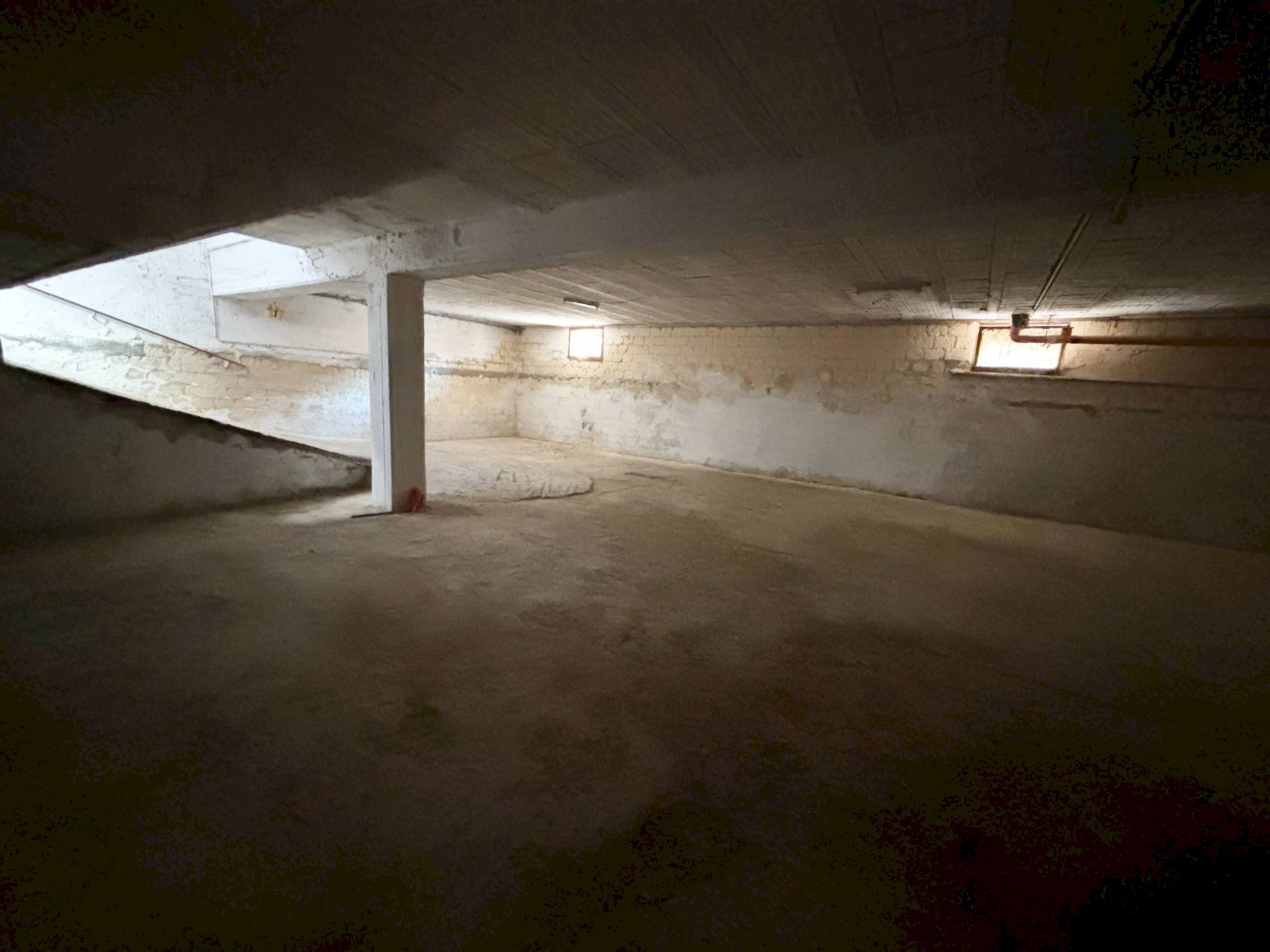 Foto 1 - Magazzino via Lazio, Canosa di Puglia - foto 1