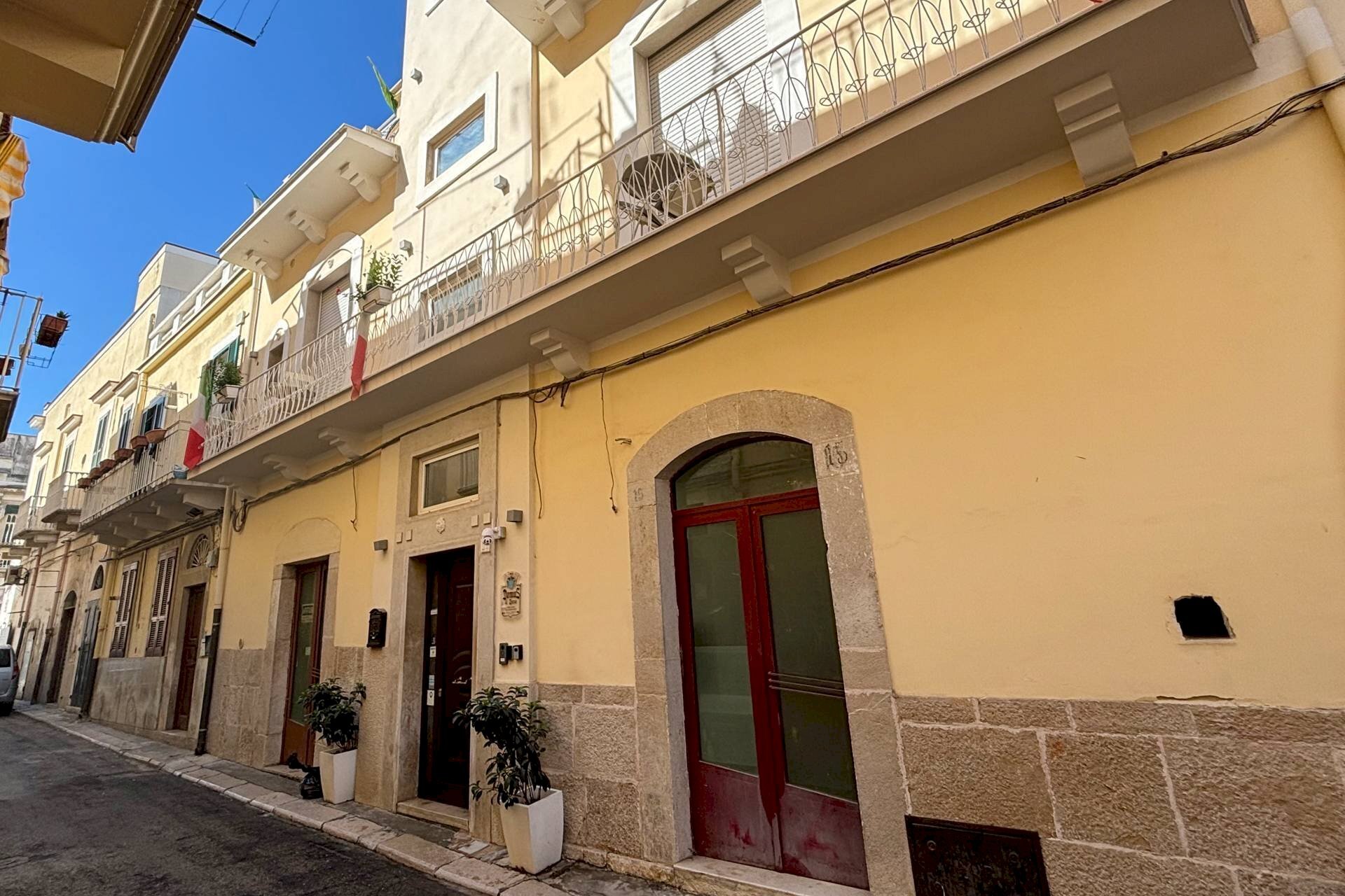 Foto 1 - Attività Commerciale via Ettore Carafa, Canosa di Puglia - foto 1