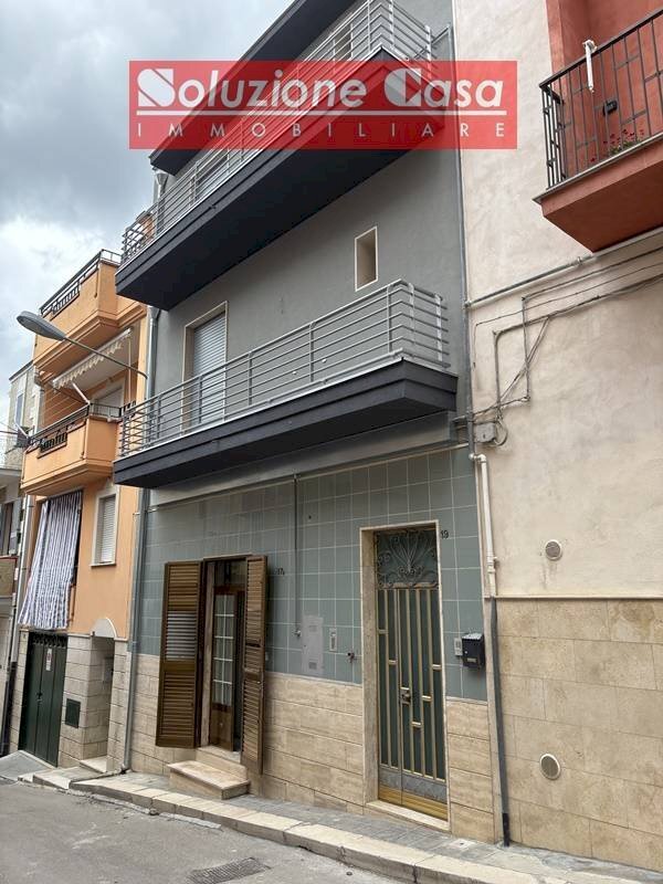 Foto 1 - Semi-detached house via Capri, Canosa di Puglia - photo 1
