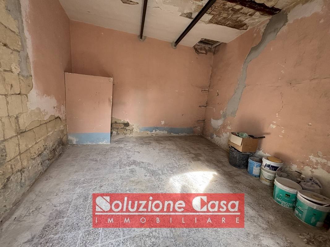 Foto 2 - Casa indipendente via Santa Caterina
 
13, Canosa di Puglia - foto 2