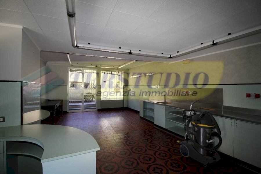 Foto 2 - Negozio Via Lega Lombarda
 
197, Pontida - foto 2