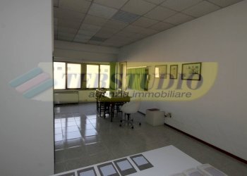 Foto 4 - Capannone via Messina
 
snc, Seregno - foto 4