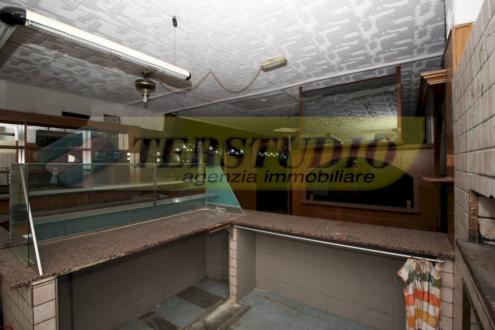 Foto 2 - Locale Commerciale Via A. Manzoni
snc, Mozzo - foto 2