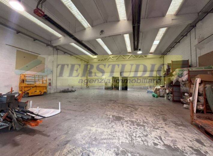 Foto 2 - Capannone Via Garibaldi
snc, Valbrembo - foto 2
