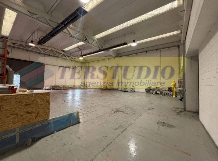 Foto 3 - Capannone Via Garibaldi
snc, Valbrembo - foto 3