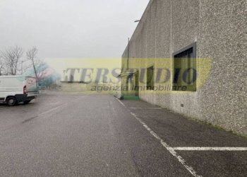 Foto 5 - Capannone Via Garibaldi
 
snc, Valbrembo - foto 5