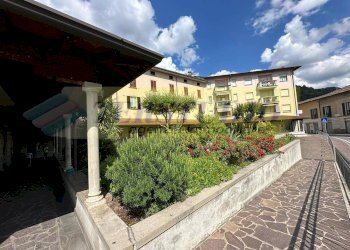 Foto 1 - Ufficio Via Fratelli Calvi
 
14, Calolziocorte - foto 1