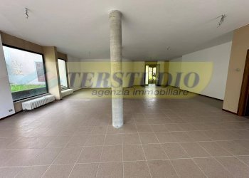 Foto 2 - Ufficio Via Fratelli Calvi
 
14, Calolziocorte - foto 2