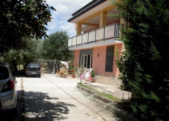 Foto 3 - Casa indipendente castelvenere via fontana delle selve
 
53, Telese Terme - foto 3