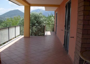 Foto 4 - Casa indipendente castelvenere via fontana delle selve
 
53, Telese Terme - foto 4