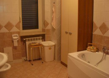 Foto 5 - Casa indipendente castelvenere via fontana delle selve
 
53, Telese Terme - foto 5