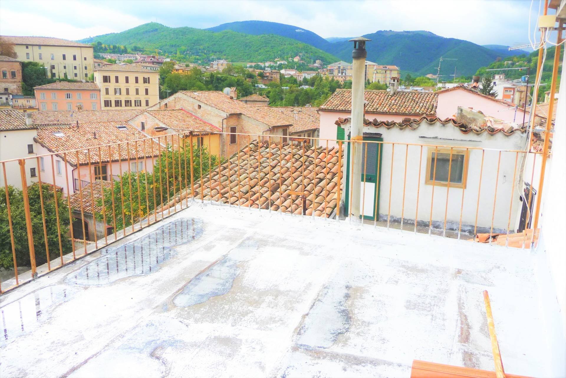 Foto 1 - Casa semi indipendente Via Fratti, Fabriano - foto 1