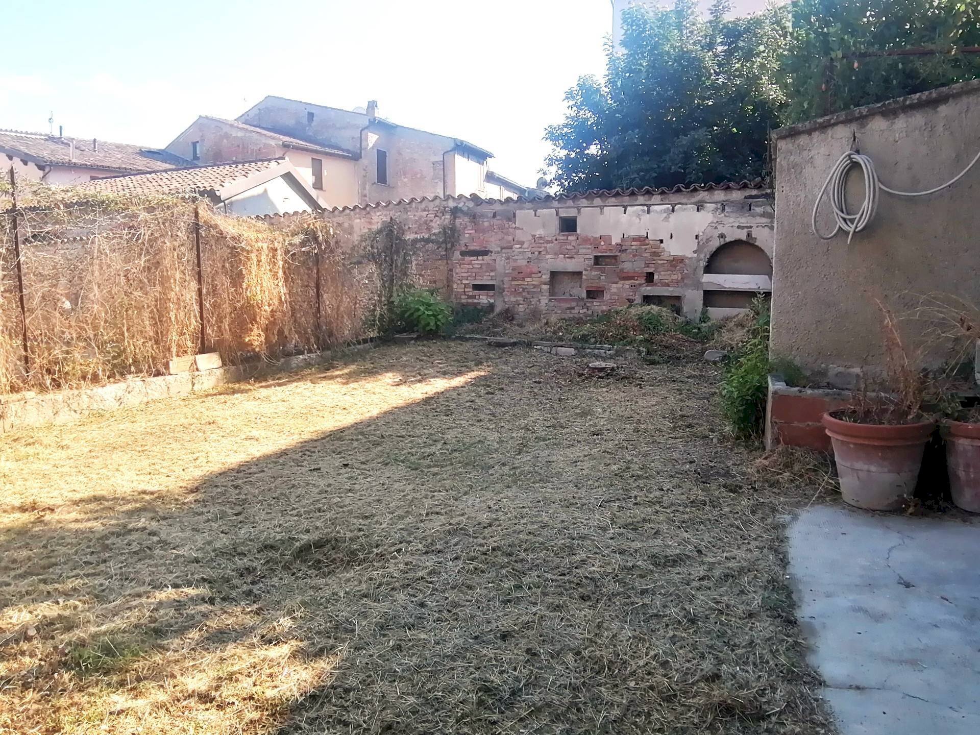 Foto 2 - Casa semi indipendente Via Fratti, Fabriano - foto 2