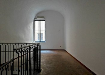 Foto 16 - Commercial Premises Piazza del Comune, Fabriano - photo 16