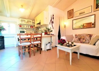 Foto 4 - Casa semi indipendente Viale Aristide Merloni, Fabriano - foto 4