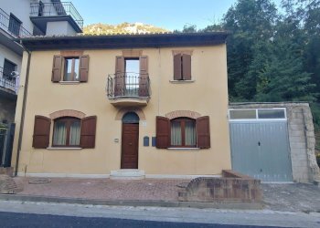 Foto 1 - Independent house Fr. Camponocecchio, Genga - photo 1