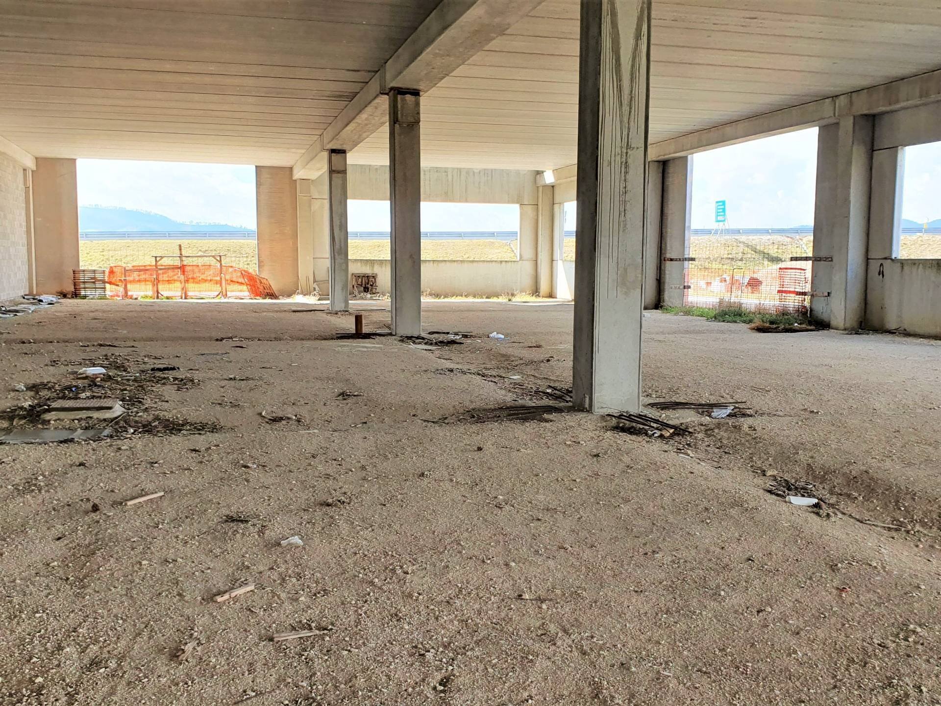 Foto 3 - Capannone VIA ARTIGIANALE, Fossato di Vico - foto 3