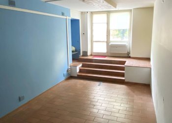 Foto 1 - Locale Commerciale PIAZZA GARIBALDI, Fabriano - foto 1