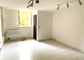 Foto 8 - Locale Commerciale PIAZZA GARIBALDI, Fabriano - foto 8